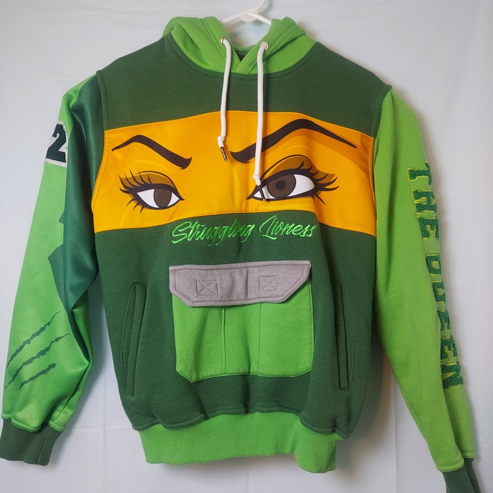 Struggling Lioness The Queen Green Hoodie Medium Graphic‎ Print Pullover